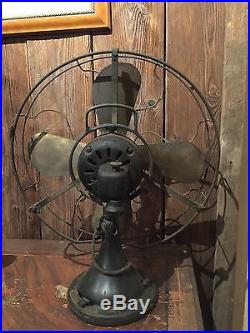 ANTIQUE 16 GE Oscillating Table Fan