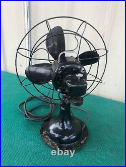 Antique 12 Robbins and Meyers 3 Speed Oscillating Electric Table Desk Fan