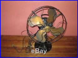 Antique EMERSON ELECTRIC MFG. CO. 4 Brass Blade Table Fan with Cast Metal Base