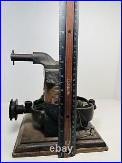 Antique Early Carlisle & Finch Hand Crank Bipolar Electric Motor Dynamo