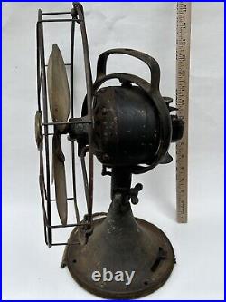 Antique Old General Electric GE Type AOU 4 Brass Blade Oscillating Desk Fan