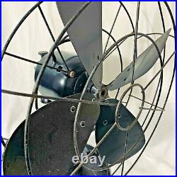 Antique RM Electric Fan 16 #262 Robbins Myers Oscillating Table Fan Model CG-16