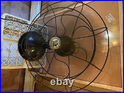Antique Robbins & Myers 3-Sp 18 Fan. Working condition. Buyer pays shipping