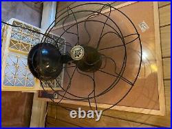 Antique Robbins & Myers 3-Sp 18 Fan. Working condition. Buyer pays shipping