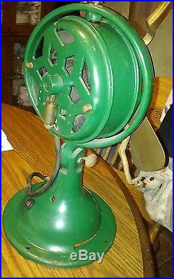 Antique Snowflake Menominee brass blade electric fan