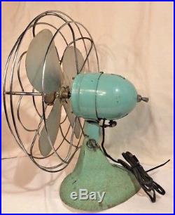 Antique Vintage McGraw Edison Co. Eskimo 10 Oscillating Fan Model 1005R