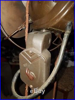 Antique Westinghouse Art Deco 8 Blade Oscillating Floor Fan