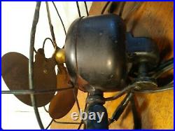 Emerson Jr 9 Oscillator Fan 1926 Red, Black, Brass Badge Screw-On Blade WORKING