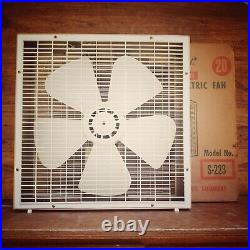 Lakewood Model S-223 20 Portable 3 Speed 5700 CFM Electric Box Fan