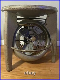 Mid Century Modern MCM Atomic Era Vornado Stool Table Electric Fan Works Vintage