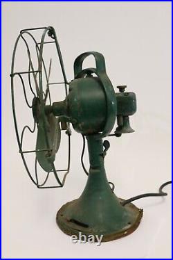 Rare Antique GENERAL ELECTRIC Vintage Oscillating Desk Fan Army Green AF2
