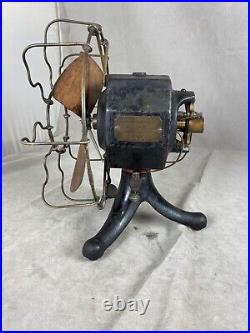 Very Rare And Hard To Find Edison Iron Clad Battery Fan