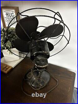 Victor Electric Products Inc. Antique 4 Blade Electric Fan