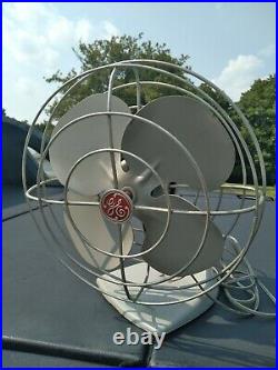 Vintage 1950's GE General Electric 10 Oscillating Fan Table/Wall Mount