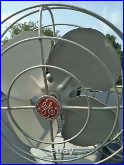 Vintage 1950's GE General Electric 10 Oscillating Fan Table/Wall Mount