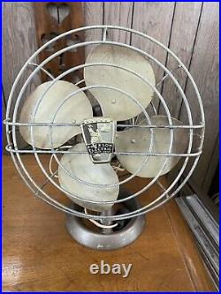 Vintage Emerson Electric Of St. Louis Metal Mid-Century / Industrial Table Fan