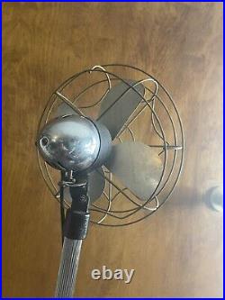 Vintage Franklin Kent Eskimo Pedestal Telescoping Floor Fan