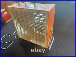 Vintage Lakewood brown 16 x 16 3 Speed Portable Box Fan with Tilting Stand