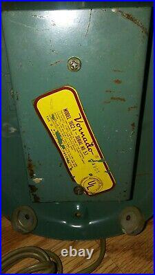 Vintage Mid Century Vornado 2 Speed Electric All Metal Fan Model 16C2-1 works