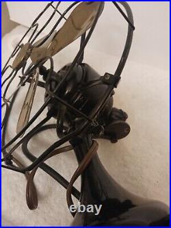 Vintage ROBBINS & MYERS 9 #3100 3 speed Oscillating Fan