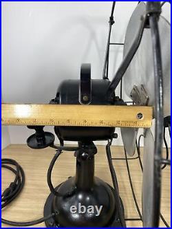 Vintage SIGNAL Oscillating Table Fan Model 1250 Large Black 17 3-Speed Works