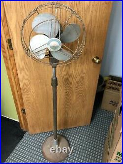 Vintage Victor Electric VICTRON Pedestal Fan