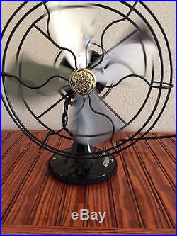 Vintage antique1920s ge 10 inch oscillating single speed fan (Restored)